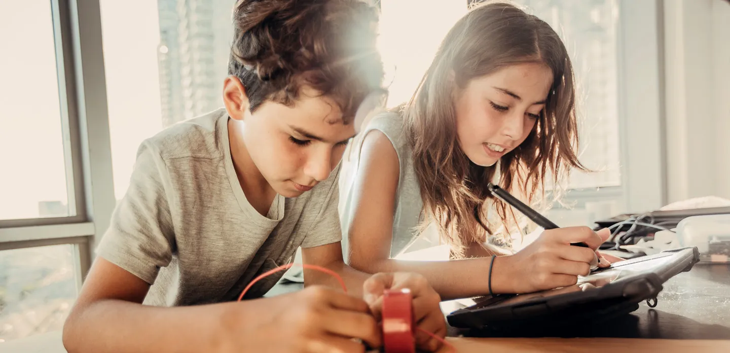 SOLIDWORKS Apps for Kids