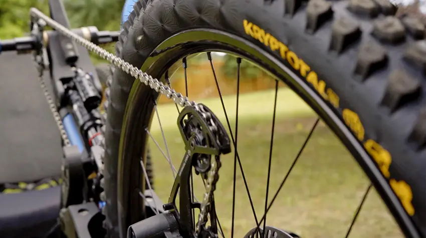 Closeup view of back tire of Bowhead wheel chair - SOLIDWORKS Cloud Services 