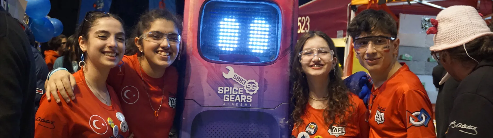 SOLIDWORKS First Robotics sponsored students smiling